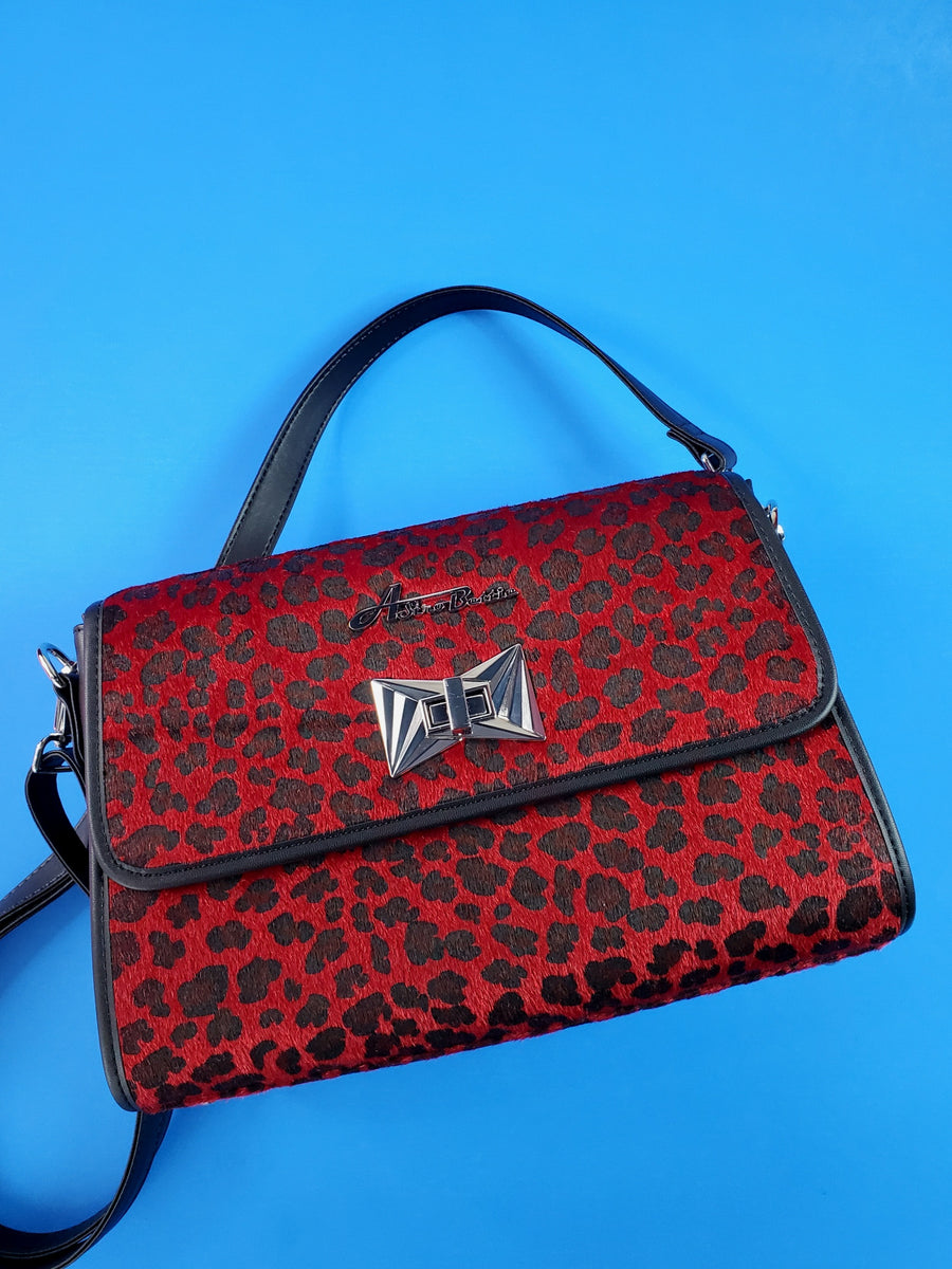 Red discount leopard purse