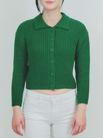 kelly green chunky knit cardigan with contrast texture pointed collar and 3/4 sleeves in a slightly cropped length, shown on model