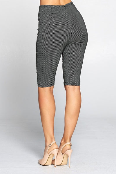 Black & White Dot Stretch Knit Knee-Length Shorts - Size S