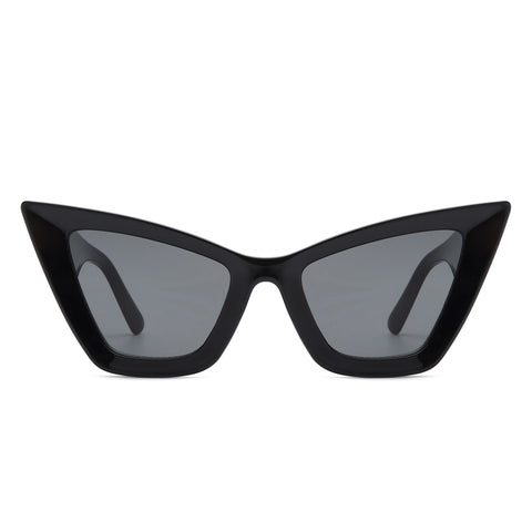 Oversized angular cat-eye thick plastic frame sunglasses in classic black with black smoke lens