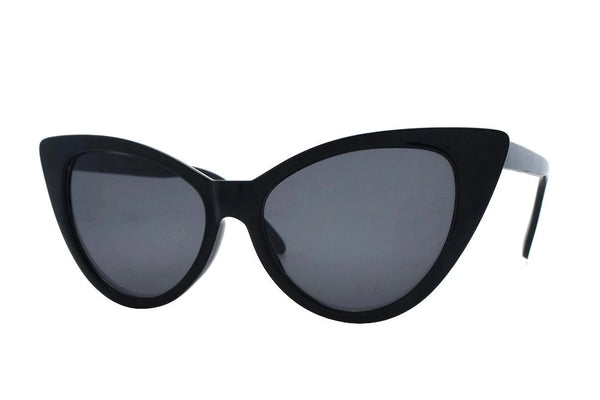 black plastic frame sunglasses with dark smoke lens