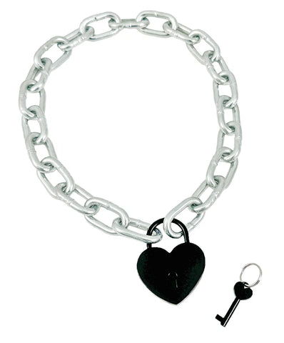 heavy-duty 21” silver metal link chain with a 1 3/4” heart-shaped padlock in a black satin finish