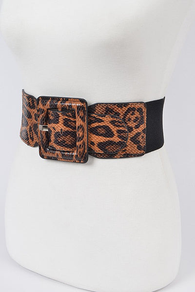 3” wide Black elastic stretch belt with a faux leopard buckle that has snake texture. Shown from the side