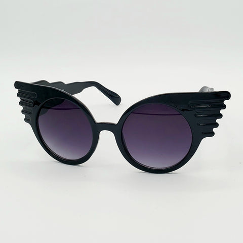 Winged Cat Eye Sunglasses in Black