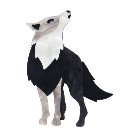 Che Bello! Collection "Apennine Howler” layered grey and white howling wolf brooch