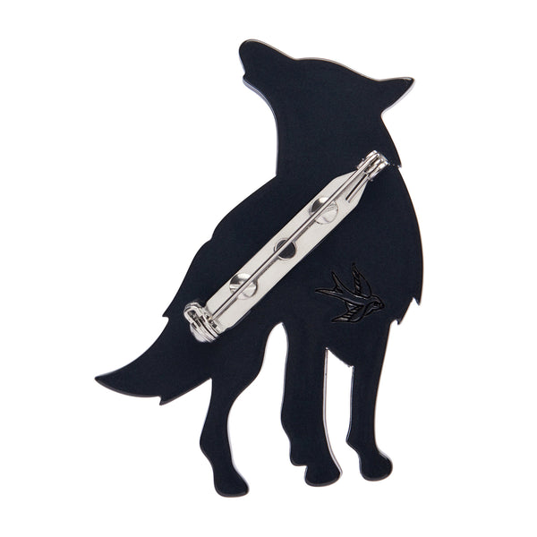 Che Bello! Collection "Apennine Howler” layered grey and white howling wolf brooch, showing solid dark grey back