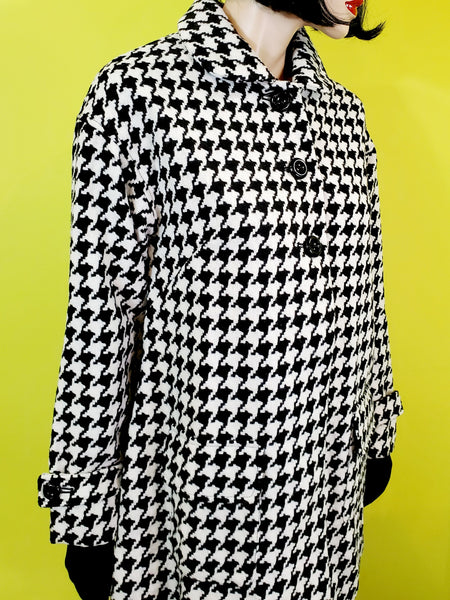 Milo Houndstooth Coat by Hell Bunny - Size 2X