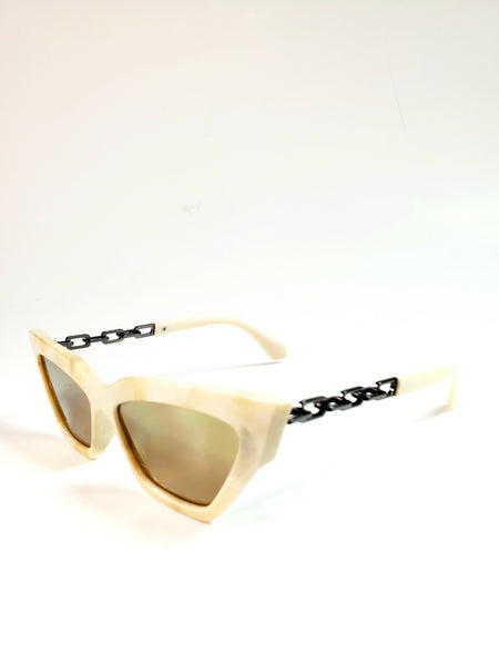 Shiny marbled pattern cream plastic frame cat-eye sunglasses with gunmetal cable chain arms and reflective brown lens, shown 3/4 view