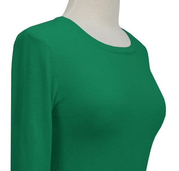 fitted pullover sweater in a slightly cropped length with crew neck and 3/4 sleeves in kelly green, shown close-up on dress form