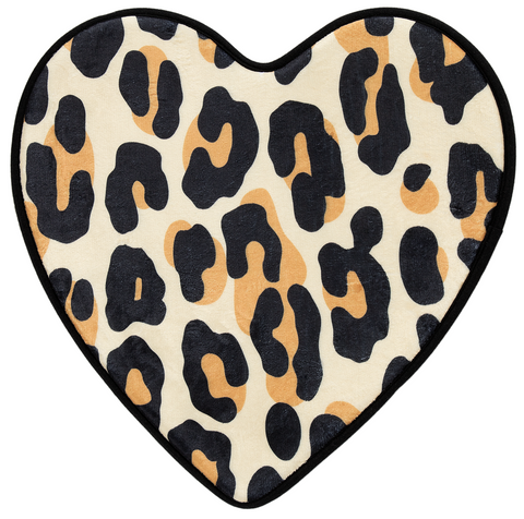 20" x 20" 100% polyester flannel leopard print heart shaped bath mat